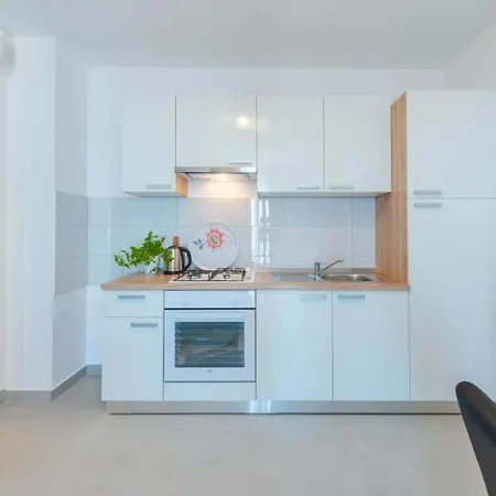 Apartman Made 4u *